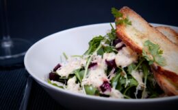 garden salad with toasted bread